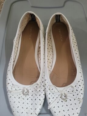 Nautica White Perforated Bow Ballet Flats